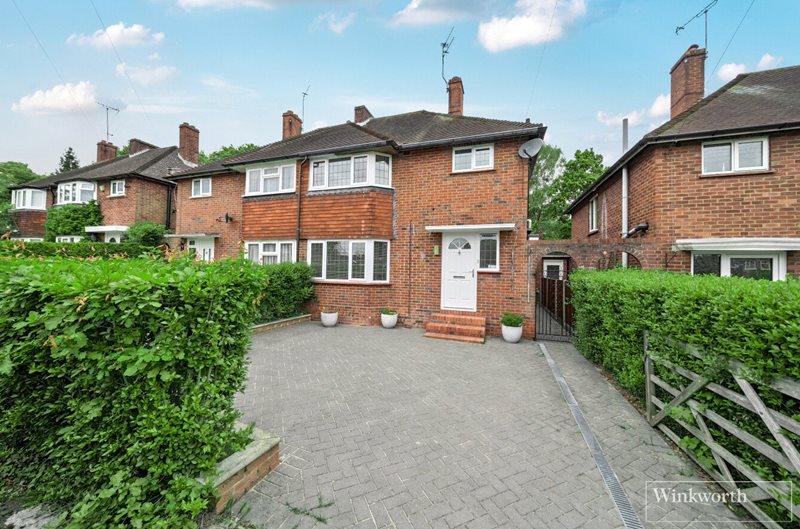 Bagshot Green, Bagshot, GU19