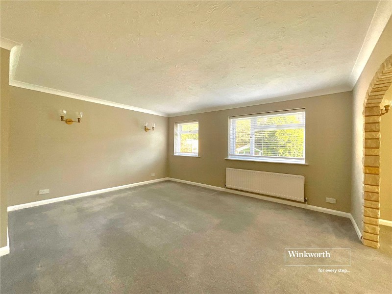 Vecta Close, Friars Cliff, Christchurch, Dorset, BH23