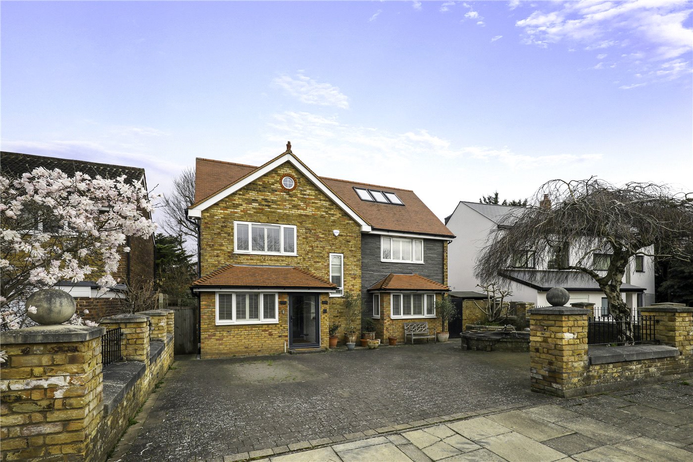 Hazelwood Close, London, W5