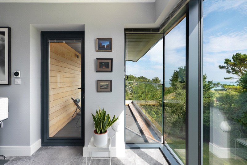 Cliff Road, Hythe, Kent, CT21