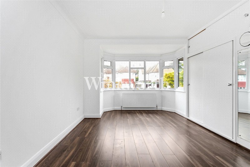 Corri Avenue, London, N14