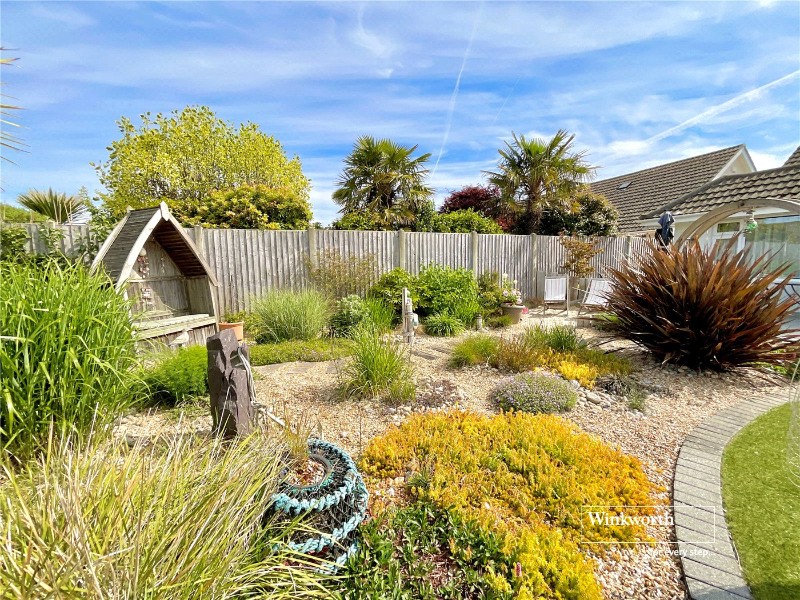 Imber Drive, Highcliffe, Christchurch, Dorset, BH23