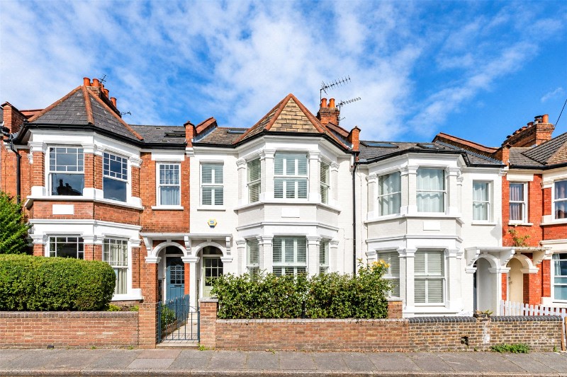 Rathcoole Avenue, London, N8