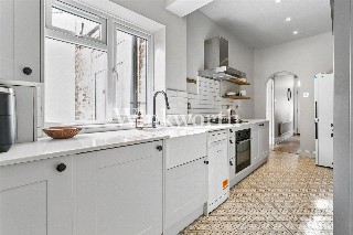 Russell Avenue, London, United Kingdom, N22