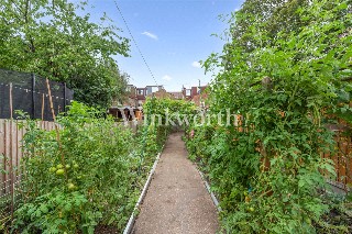Chesterfield Gardens, London, N4