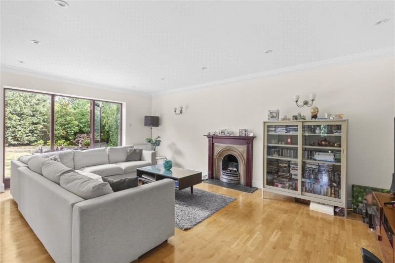 Long Drive, Burnham, Buckinghamshire, SL1