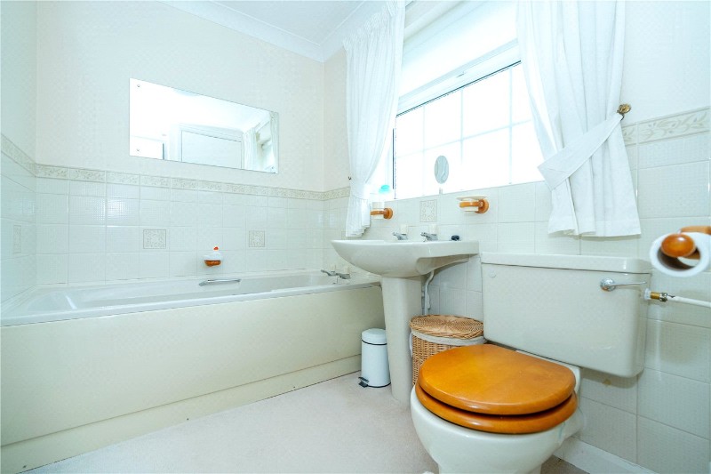 Wyatt Close, Martin, Lincoln, Lincolnshire, LN4