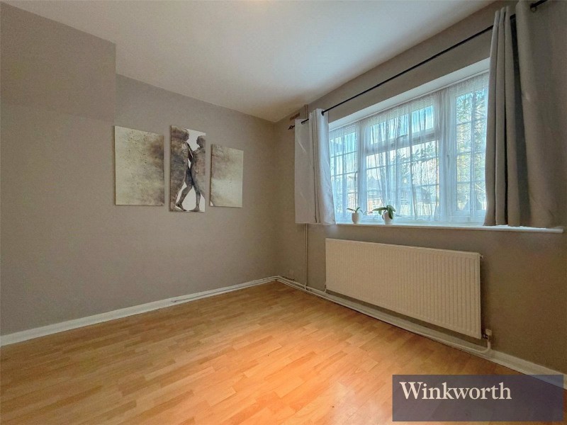 Kempton Avenue, Northolt, UB5