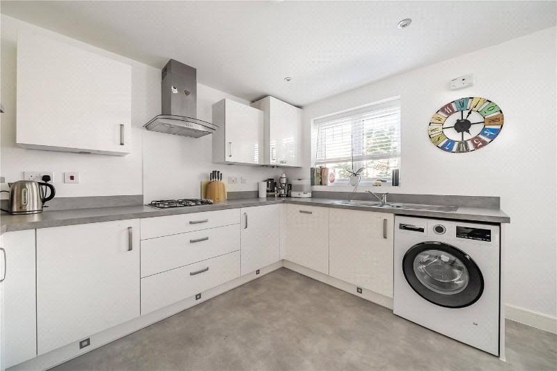 Keepsake Close, Farnham, Surrey, GU9