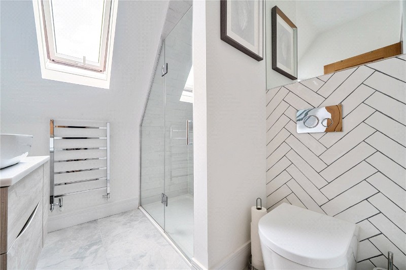 Abbots Ride, Farnham, Surrey, GU9