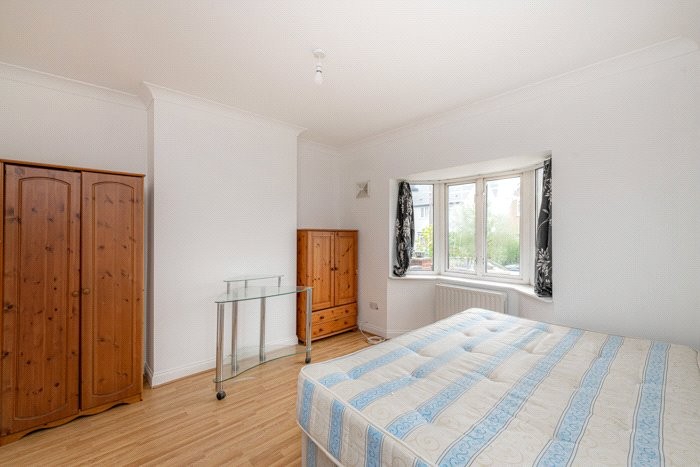 Carlisle Avenue, London, W3