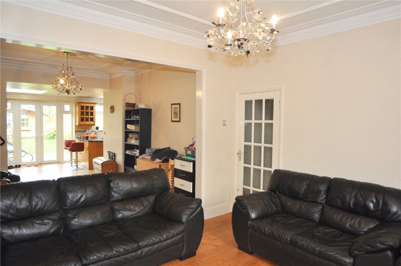 Hamilton Crescent, London, N13