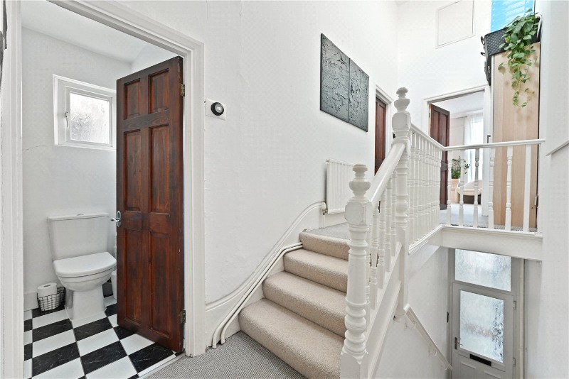 Bathurst Gardens, London, NW10