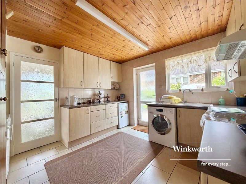 Woolsbridge Road, Ashley Heath, Ringwood, Dorset, BH24