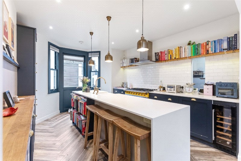 Bouverie Road, London, N16