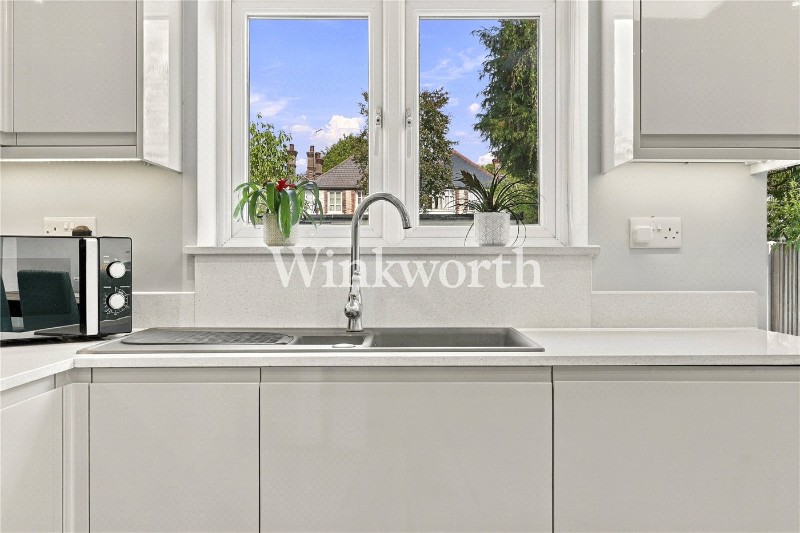 Woodberry Avenue, London, N21