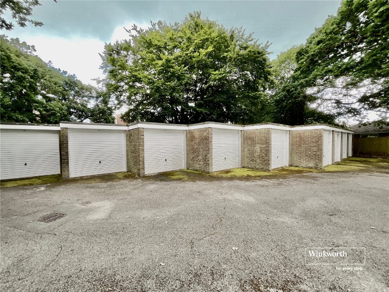 Beacon Drive, Christchurch, Dorset, BH23