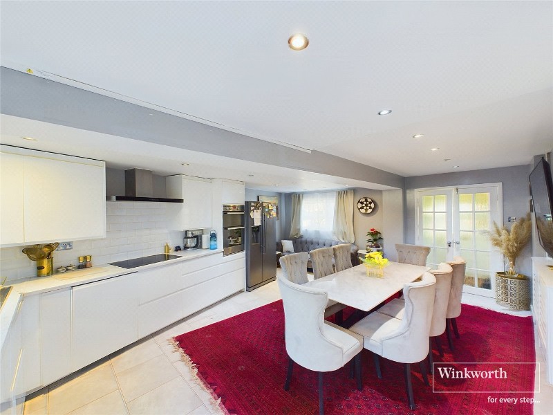 Virginia Way, Reading, Berkshire, RG30
