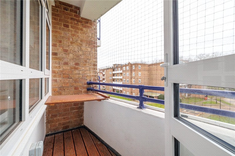 Broomhouse Lane, London, SW6