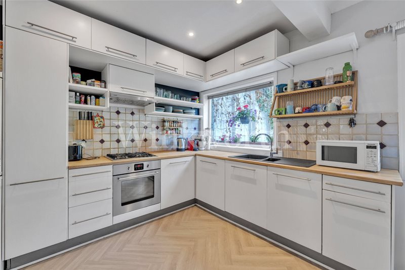 Crewys Road, London, NW2