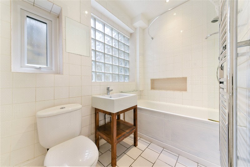 Weston Road, London, W4