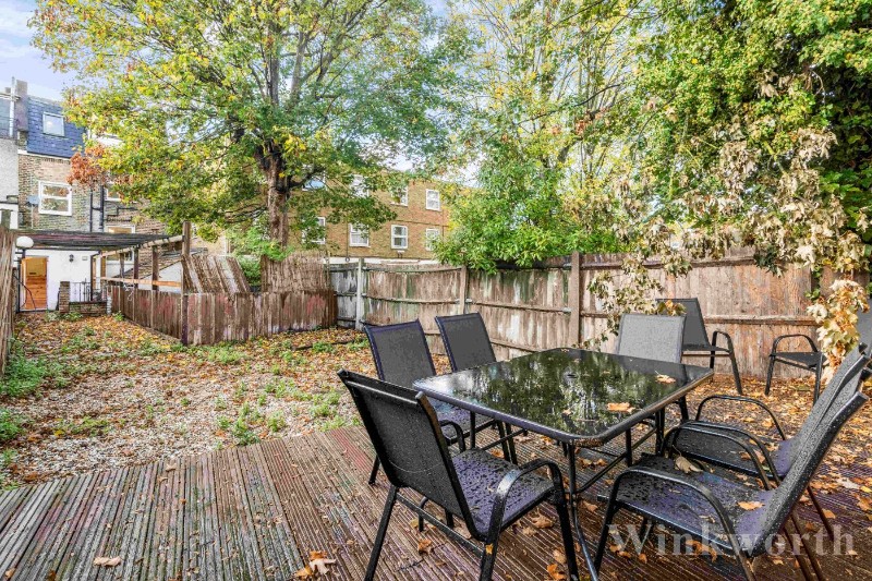 Alpha Road, London, SE14