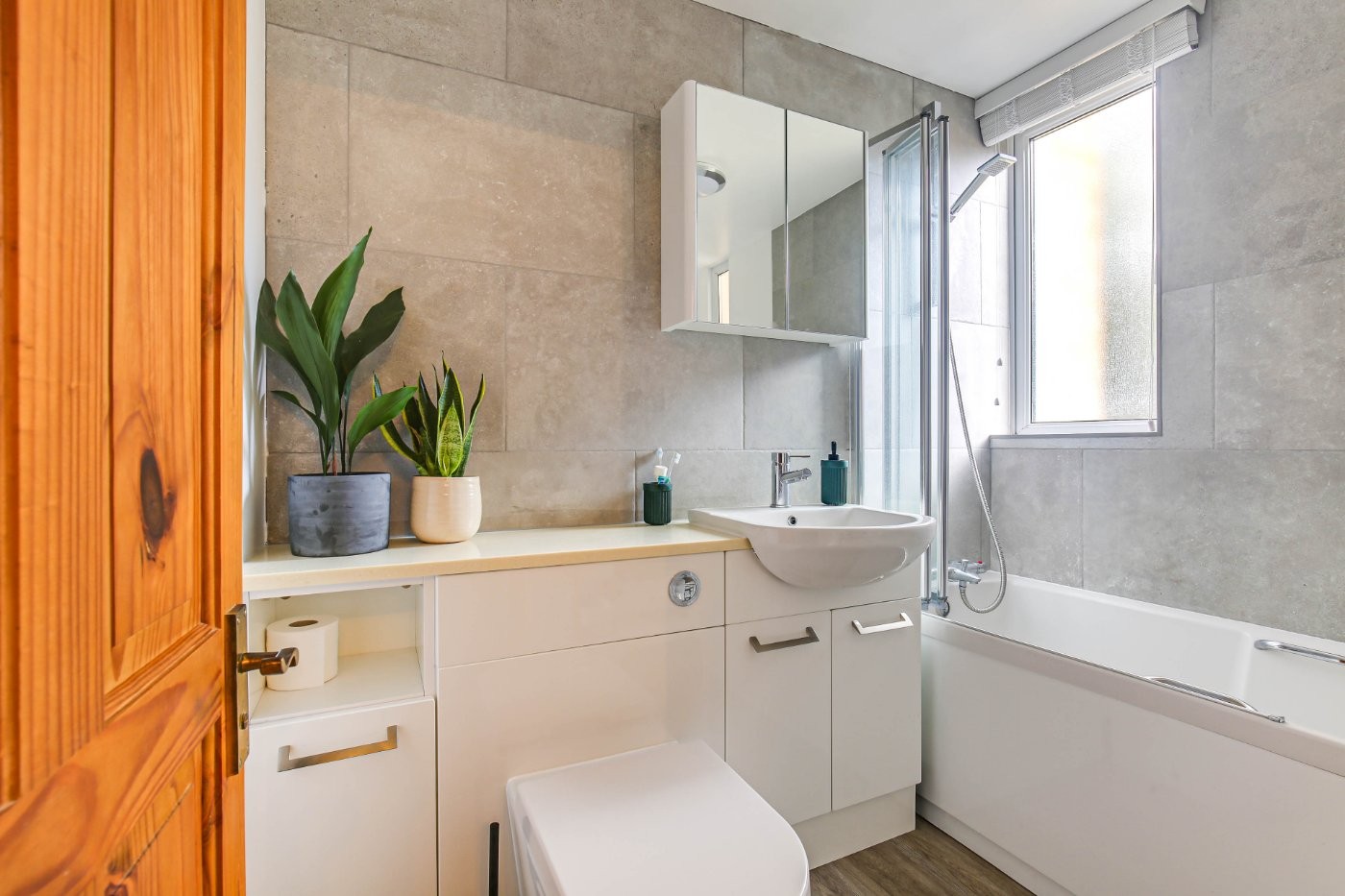 2 bedroom property for sale in Apex Close, Beckenham, BR3 (Ref