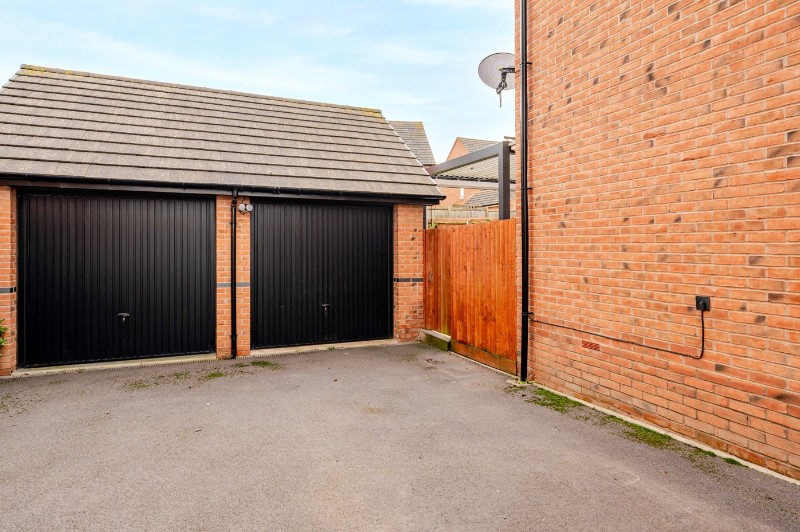 Garrett Drive, Warwick, Warwickshire, CV34