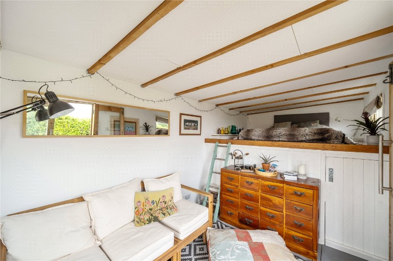 Coombe Lane, Enford, Pewsey, Wiltshire, SN9