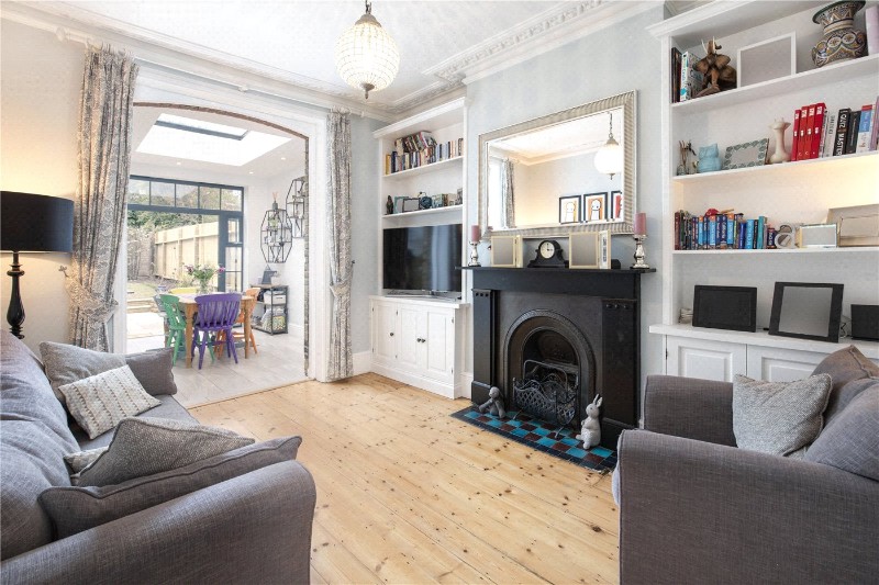Cromford Road, London, SW18