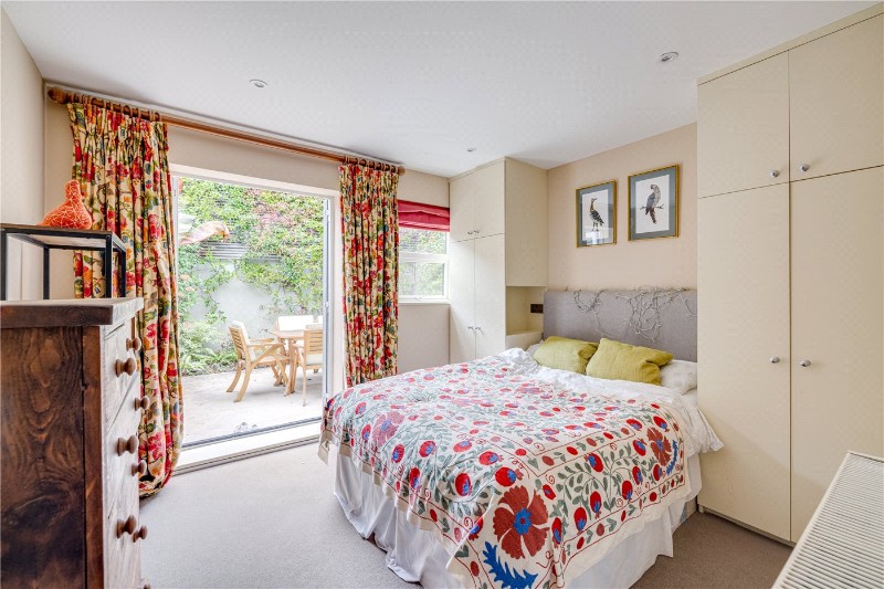 Broughton Road, London, SW6