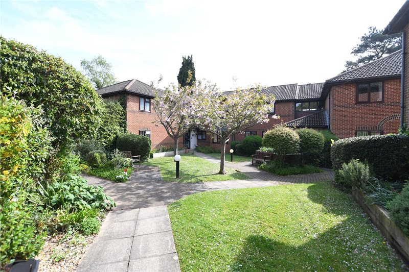 Huntsgreen Court, Bracknell, Berkshire, RG12