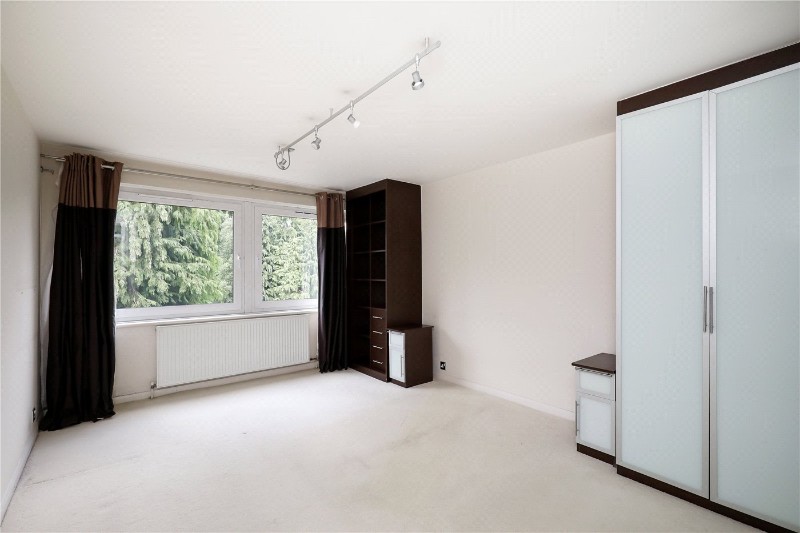 Hillcrest Road, London, W5