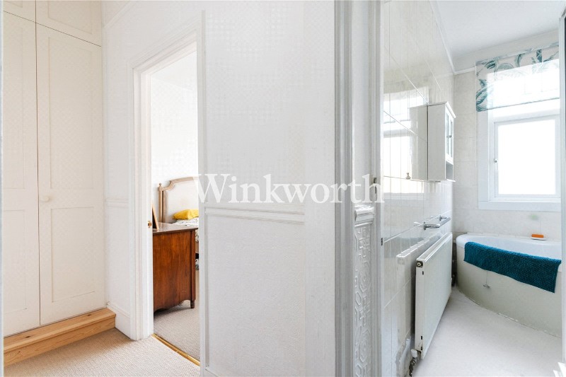 Fox Lane, London, N13