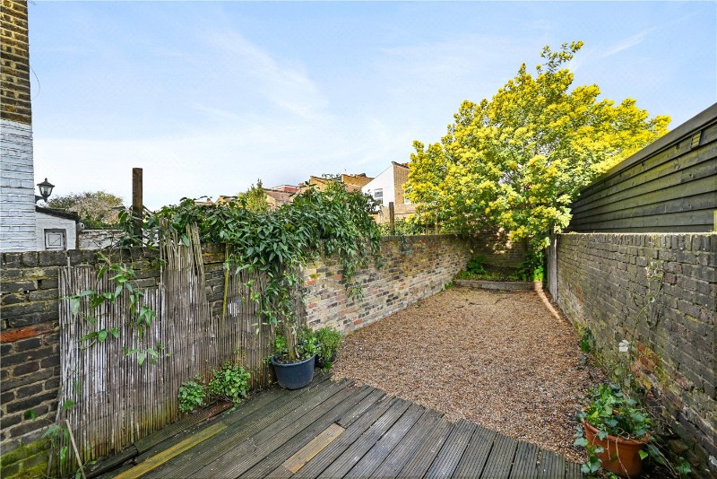 Buchanan Gardens, London, NW10