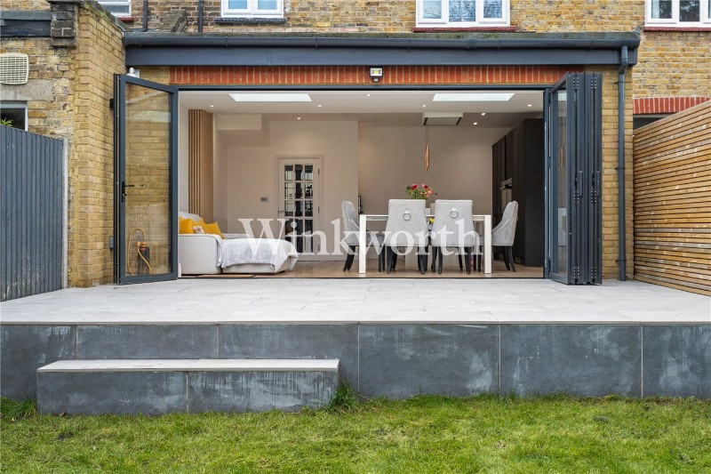 Riverway, London, N13