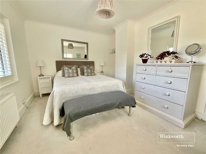 Shelley Close, Highcliffe, Dorset, BH23