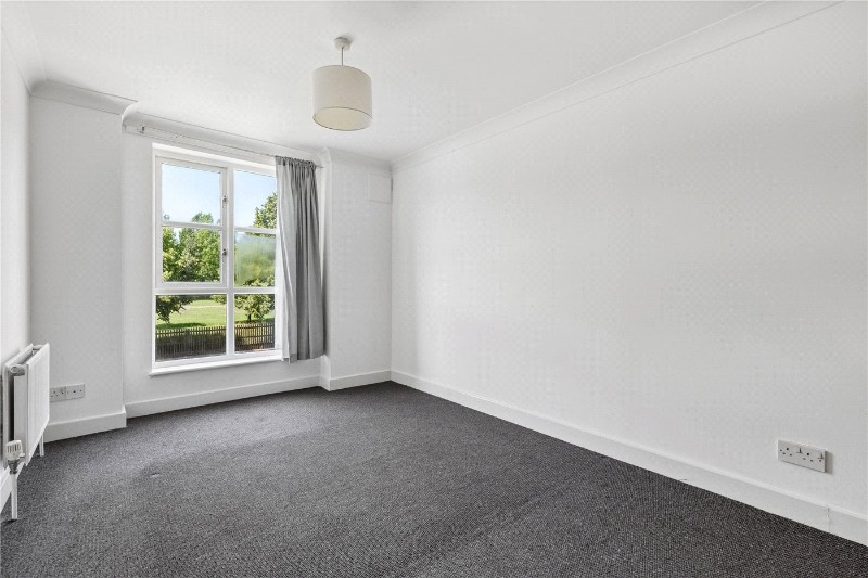 Seven Sisters Road, London, N4