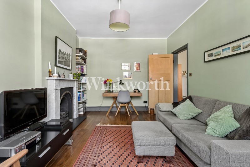 Sylvan Avenue, London, N22