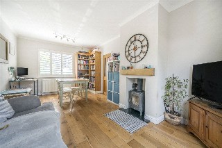 Coleson Hill Road, Wrecclesham, Farnham, Surrey, GU10