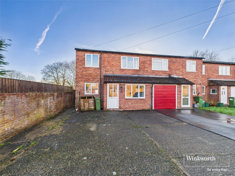 Derwent Road, Thatcham, Berkshire, RG19