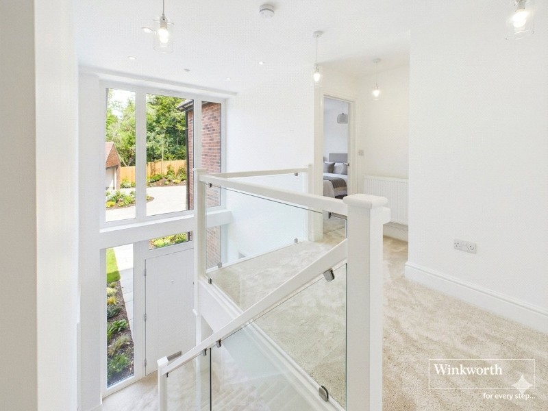 Collaroy Road, Cold Ash, Thatcham, Berkshire, RG18