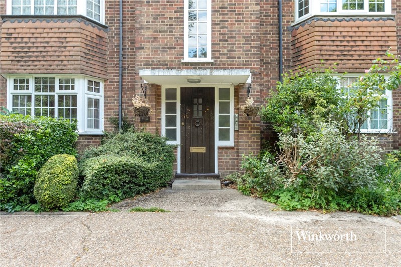 East End Road, Finchley, London, N3