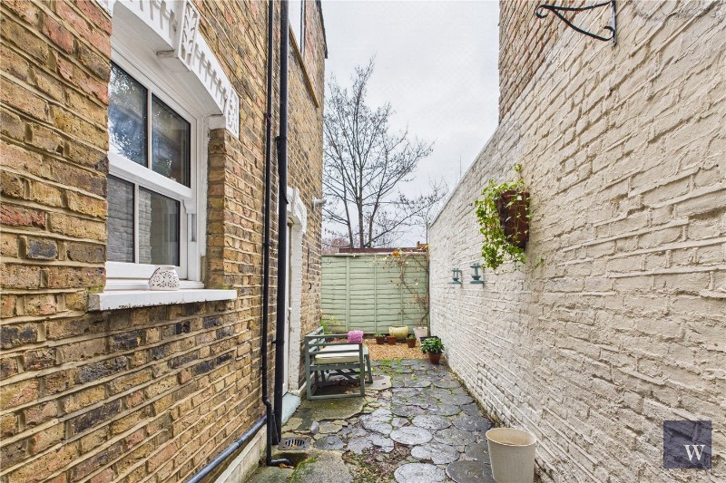 Ferndale Road, London, SW4