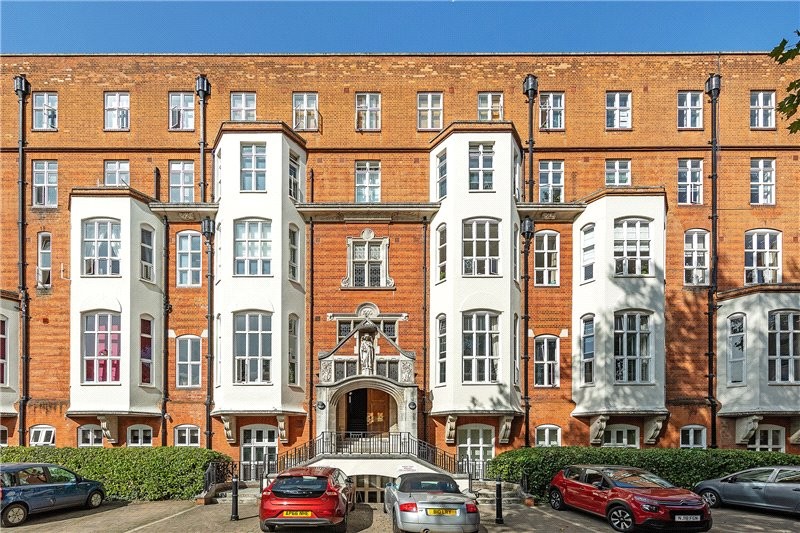 2 bedroom property for sale in St. Gabriels Manor, 25 Cormont Road