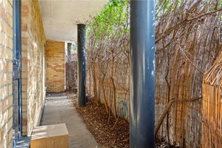 Garratt Lane, London, SW17