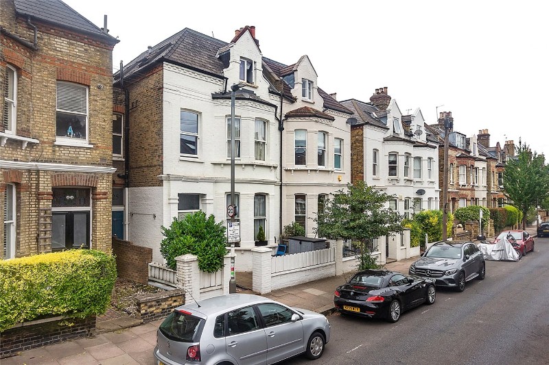 Cromford Road, London, SW18