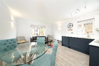 Rothschild Road, London, W4