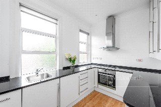 Wrentham Avenue, London, NW10