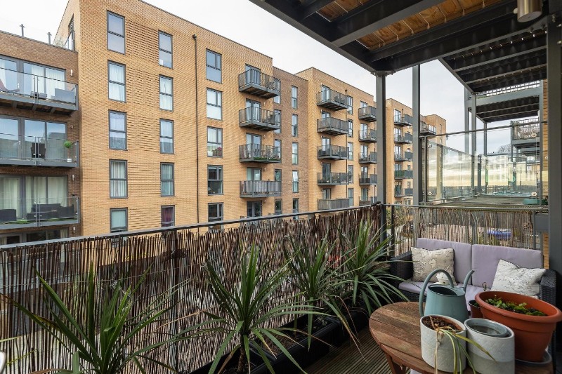 Apple Yard, London, SE20